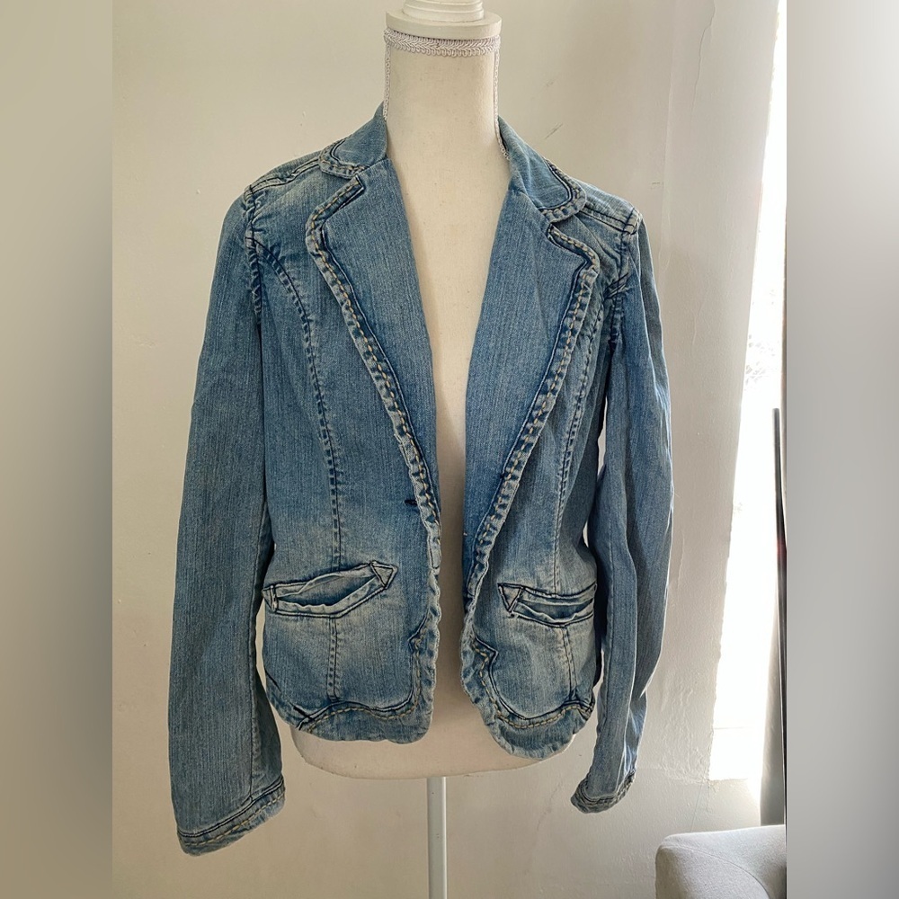 American Vintage  y2k boho  coastal cowgirl Light Blue Jean Jacket size M